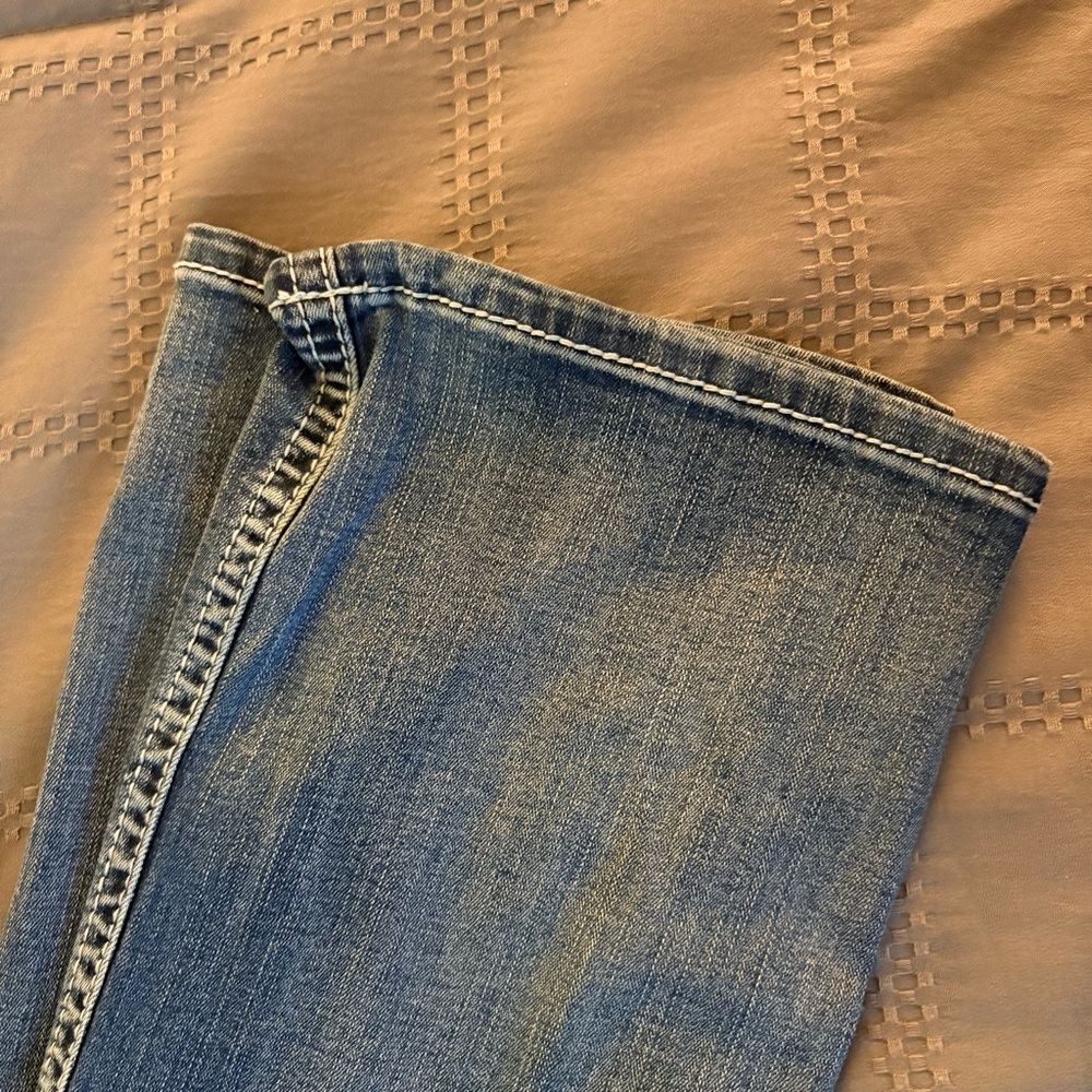 Grace in LA Easy Fit Jeans - Picture 5 of 7